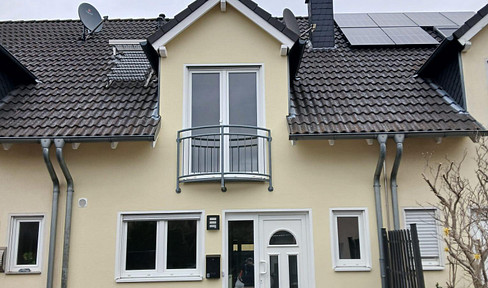 Troisdorf mid-terrace house in mint condition !!!commission-free!!!