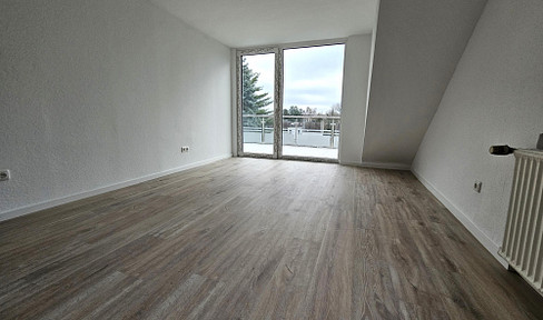 Freshly renovated 3-room apartment with large balcony