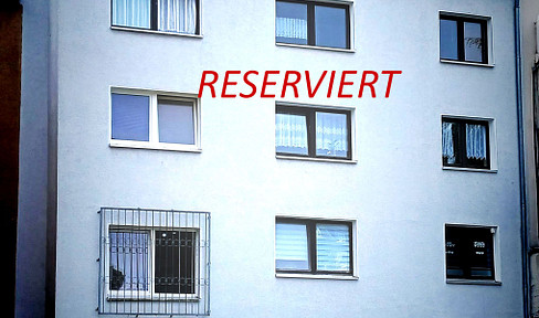 Apartment building with 12 rooms in Essen-Bochold