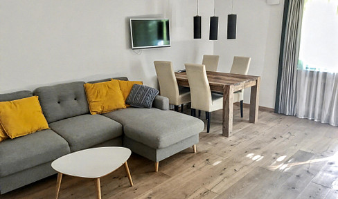 Modern, top-renovated 2-room apartment in the premium district of Neuhausen