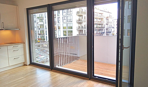 Ostkreuz: renovated apartment in a sought-after location