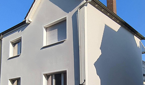 Liebevoll sanierte 3-Zimmer-Wohnung mit Balkon zu verkaufen