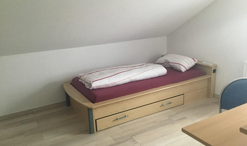 1 Zimmer in 2er Wg