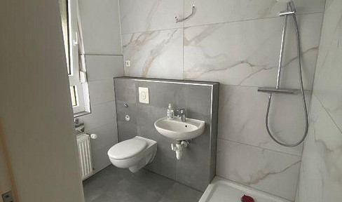 2x Wohnung 4 Zimmer 81qm 2,5 Zimmer 65qm Stadtwohnung Büro Praxis Monteure Gewerbe Kapitalanlage