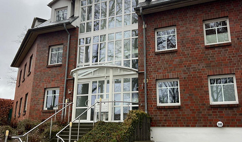 Komfortabel wohnen in Hamburg-Sasel: 3,5 Zimmer, 117 m², Aufzug & 2 TG-Plätze