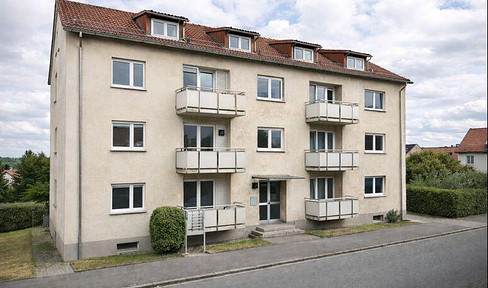 Lucky strike: Solid 8-family house in Gerbrunn