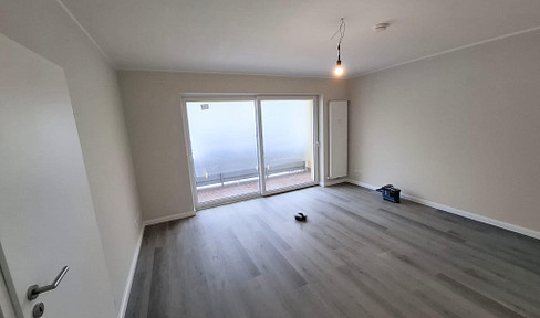 ERSTBEZUG nach Sanierung Bad Schwalbach 3,5-Zimmer Wohnung mit Küche