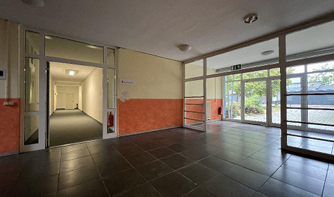 Office space available immediately for lease from 100 m² - flexible & bright