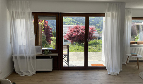 House with 5 rooms, a terrace, and a garage, available without any brokerage fees or commission.