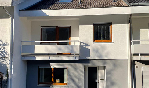 House with 5 rooms, a terrace, and a garage, available without any brokerage fees or commission.