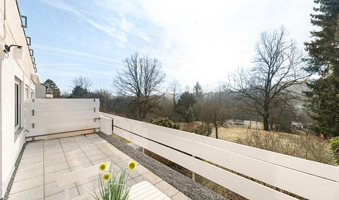 ***MODERN 2-ROOM APARTMENT IN STUTTGART VAIHINGEN DACHSWALD AVAILABLE***