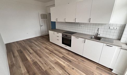 Renovated 2-room apartment in a historic building, located in Niederkassel, Düsseldorf.