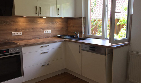 Bright newly renovated 3 room ground floor apartment