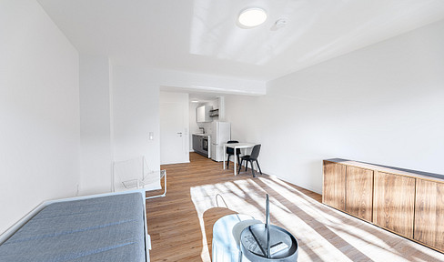 Beautiful 1 room apartment!