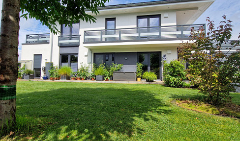 Exclusive architect-designed house for sale in Schildow (north of Berlin). No commission fees.