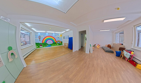 Renovated KiTA property with large garden