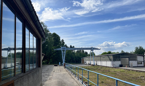 Commercial property in the border triangle DE / PL / CZ - hall - warehouse - workshop - production - office and much more.