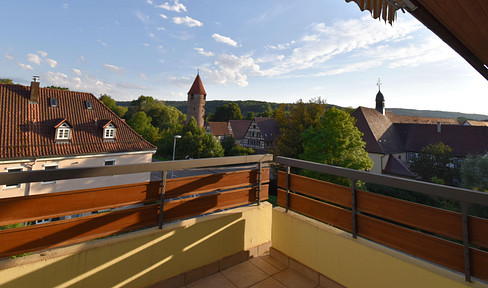 2-room apartment with fitted kitchen and balcony in Weil der Stadt.