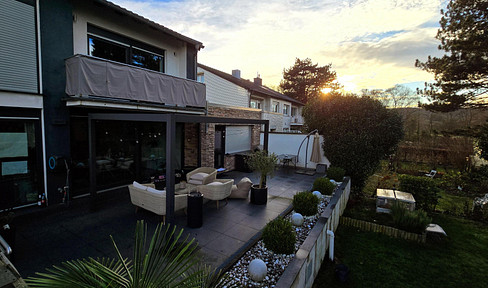 Provisionsfrei: Seltene Gelegenheit in Bestlage Südviertel/Hangeweiher mit separater Wohnung