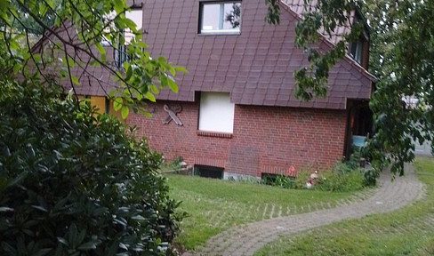 Einfamilienhaus in ruhiger Lage mit unverbaubarem Blick in die Natur