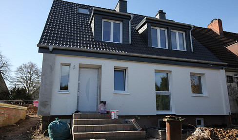 Commission-free semi-detached houses in a sought-after location near the Schwentine river