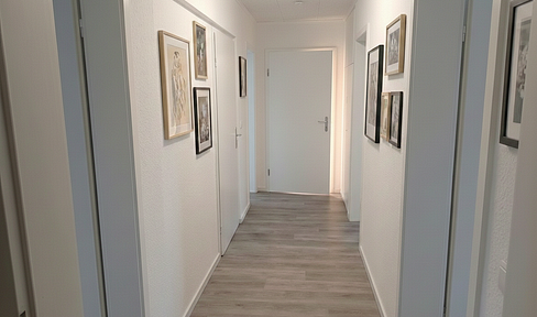 Exclusive living bliss: Refurbished, modern design meets prime location