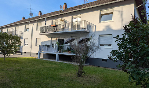 Bright 2-room apartment Frankenthal center with balcony