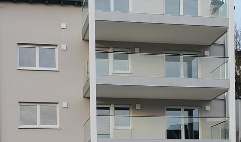 NEUBAU 3-Zimmer-Wohnung im Erdgeschoss mit großem Balkon