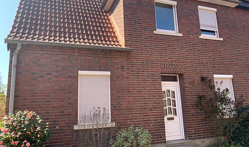 Extensively renovated semi-detached house in a central location in Greven