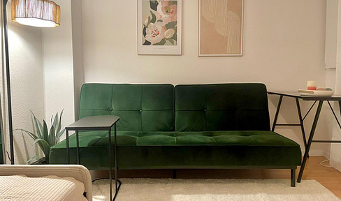 Bright 2.5 room apartment in city location (suitable for shared flat)