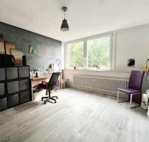 5 person job center! Freshly renovated 3-room apartment in Dortmund
