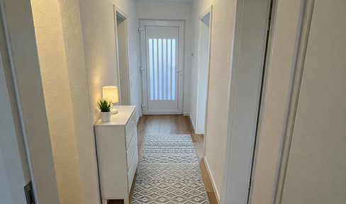 Suitable for shared apartment: First occupancy after renovation fully furnished/room-by-room rental possible