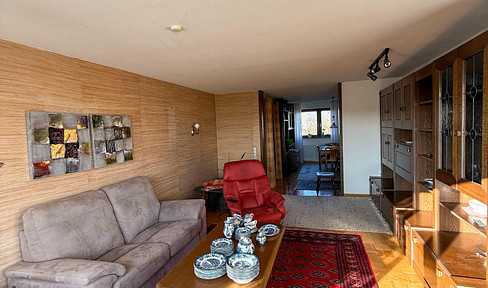 Spacious 4-room apartment with balcony and garage in the quiet residential area of Reusch in Göppingen