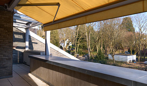 Exclusive living at Königsforst - High-quality 135 m² residence in Parkstrasse