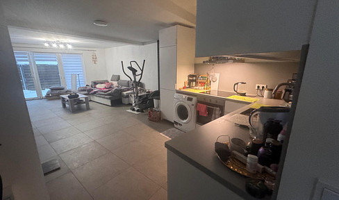 NEW: Charming 1-room apartment with private terrace