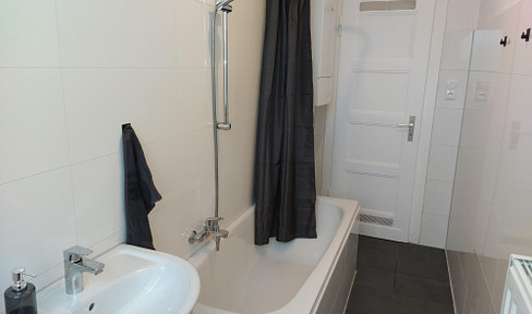 Bright and renovated 3 room apartment