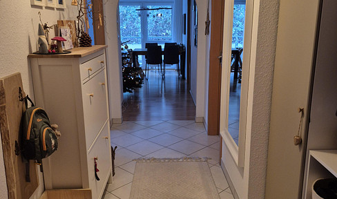 Modern 3.5-room apartment with a large balcony, available without realtor fees.