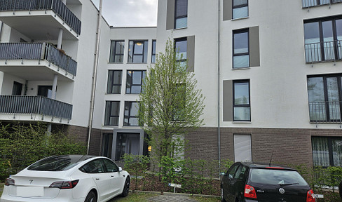 Traumhafte 3 Zimmerwohnung mit 2 Loggien, Keller und Tiefgaragenstellplatz