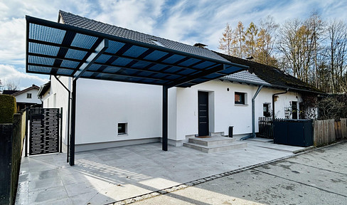 Semi-detached house as good as new in a quiet location with S-Bahn connection