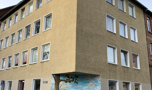 Oststadt: 3-room, kitchen, bathroom with fitted kitchen