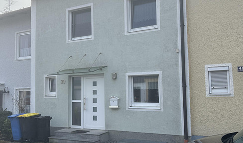 Gepflegtes Reihenhaus auf 3 Ebenen