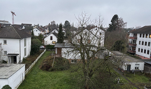 Großzügiges Grundstück (963 qm) mit freistehendem Einfamilienhaus & Einliegerwohnung