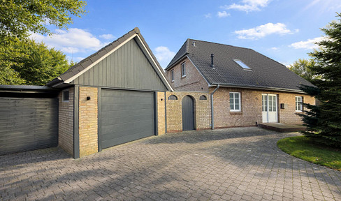 Stylish detached house - bright house with a modern ambience
