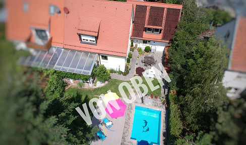 Hidden and quietly located semi-detached house in the southern part of Fürth