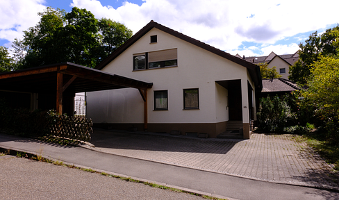 Geräumiges 13 Zimmer-Einfamilienhaus