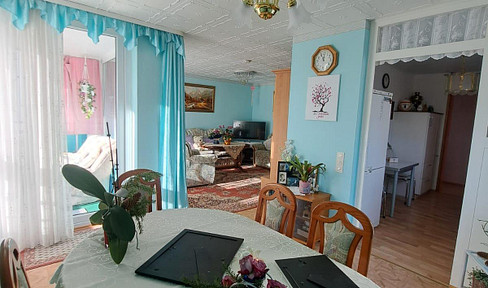 Helle 3,5 Zimmer Wohnung mit Balkon und Garage in Schwäbisch Gmünd