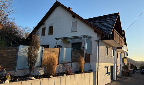 Very nice semi-detached house on the outskirts with far-reaching views - commission-free