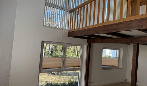 Exceptional 3-storey maisonette with open-plan living concept