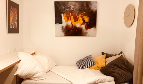 Sunny bright Art Studio for Students or Young Professionals at Mauerpark