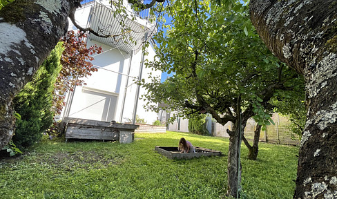 Completely renovated apartment with garden | No commission fees.